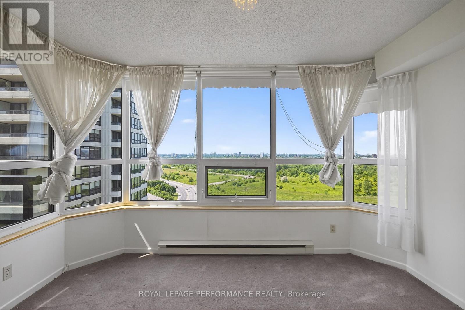 2006 - 1500 Riverside Drive, Ottawa, Ontario  K1G 4J4 - Photo 23 - X12231358