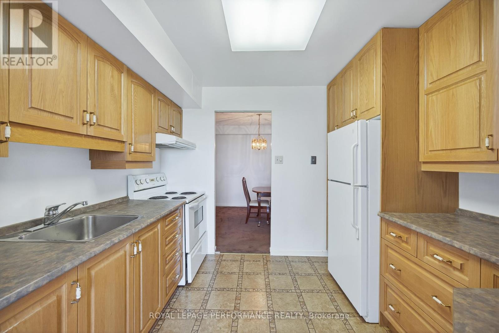 2006 - 1500 Riverside Drive, Ottawa, Ontario  K1G 4J4 - Photo 26 - X12231358