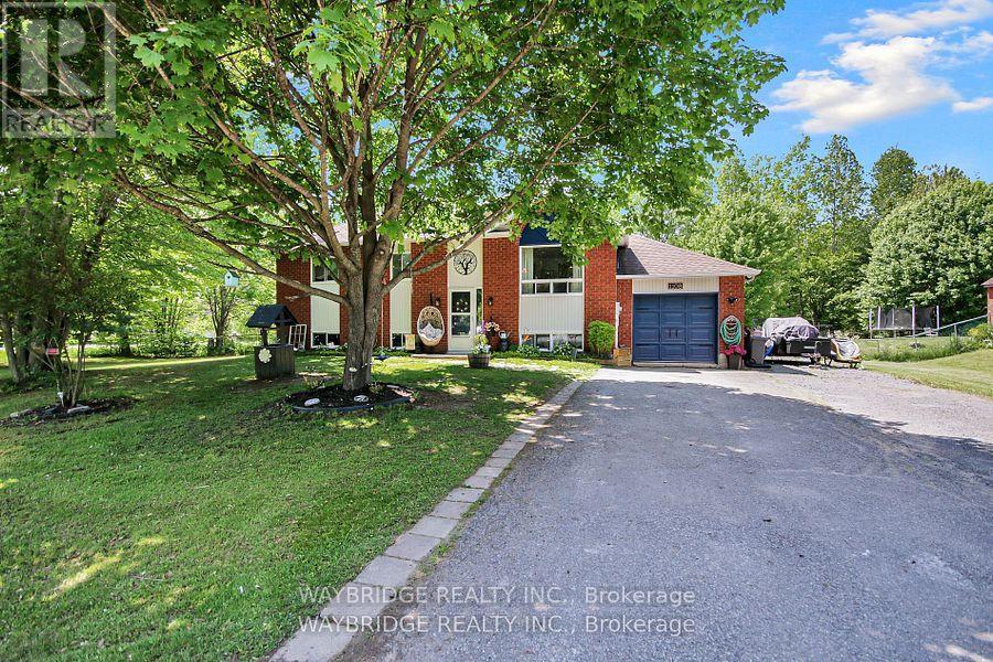 Property at 1108 DES MERISIERS STREET image 2