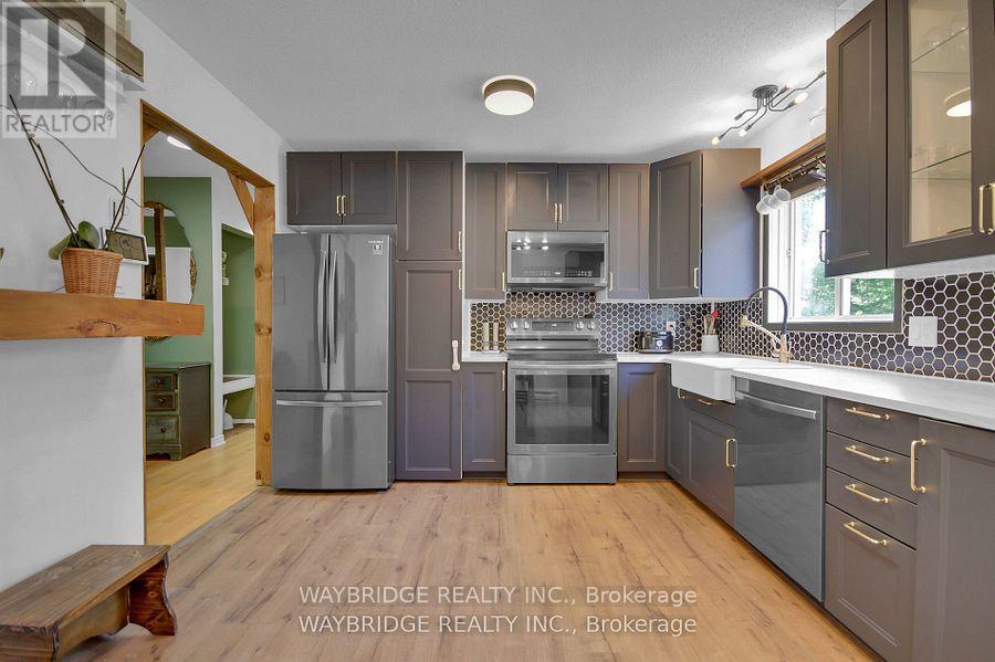 Property at 1108 DES MERISIERS STREET image 3