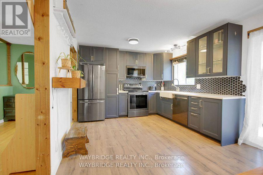 Property at 1108 DES MERISIERS STREET image 5