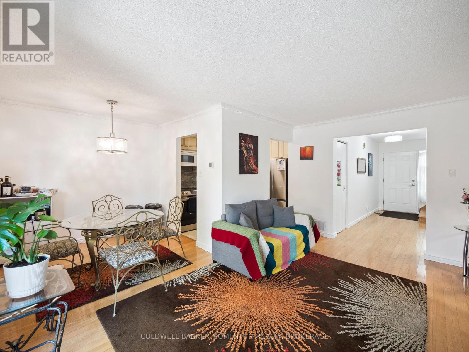 2 Bowman Way, Markham, Ontario  L3T 4Z7 - Photo 8 - N12231352