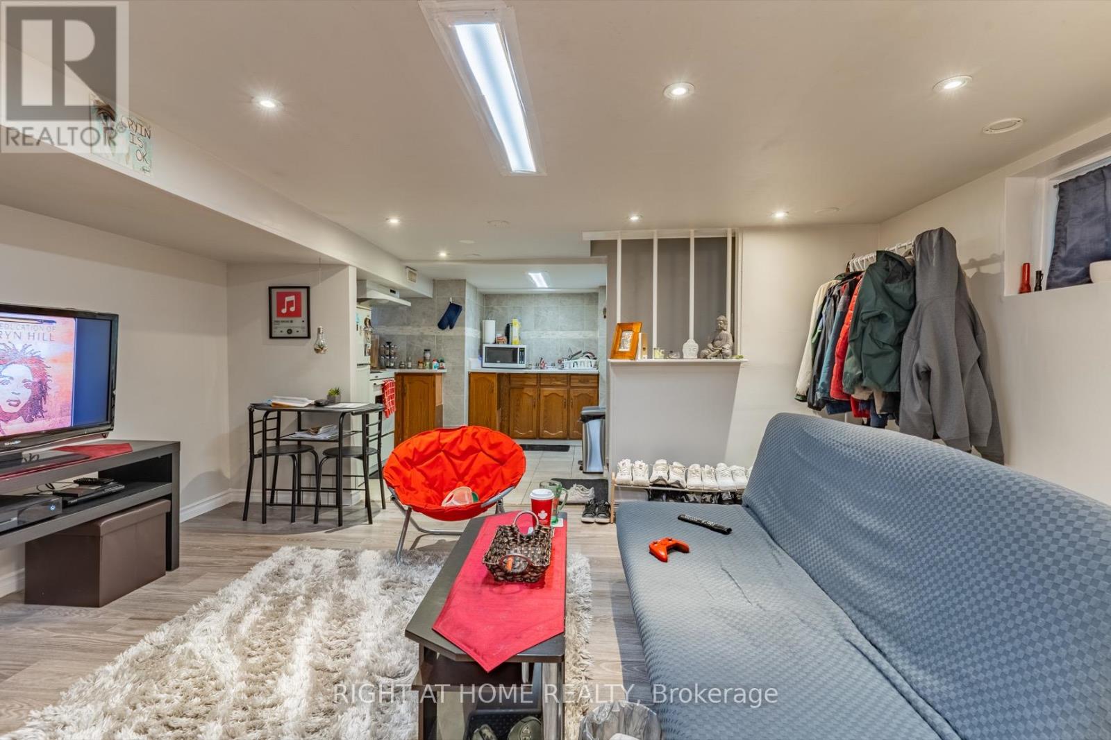 487 Cannon Street E, Hamilton, Ontario  L8L 2E5 - Photo 15 - X12219524