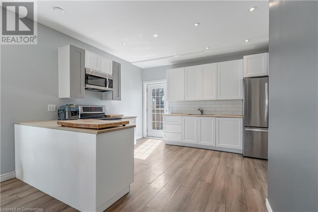 174 Mcanulty Boulevard, Hamilton, Ontario  L8H 3H7 - Photo 10 - 40742378