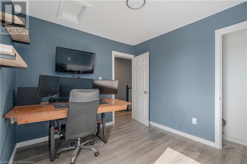 174 Mcanulty Boulevard, Hamilton, Ontario  L8H 3H7 - Photo 18 - 40742378