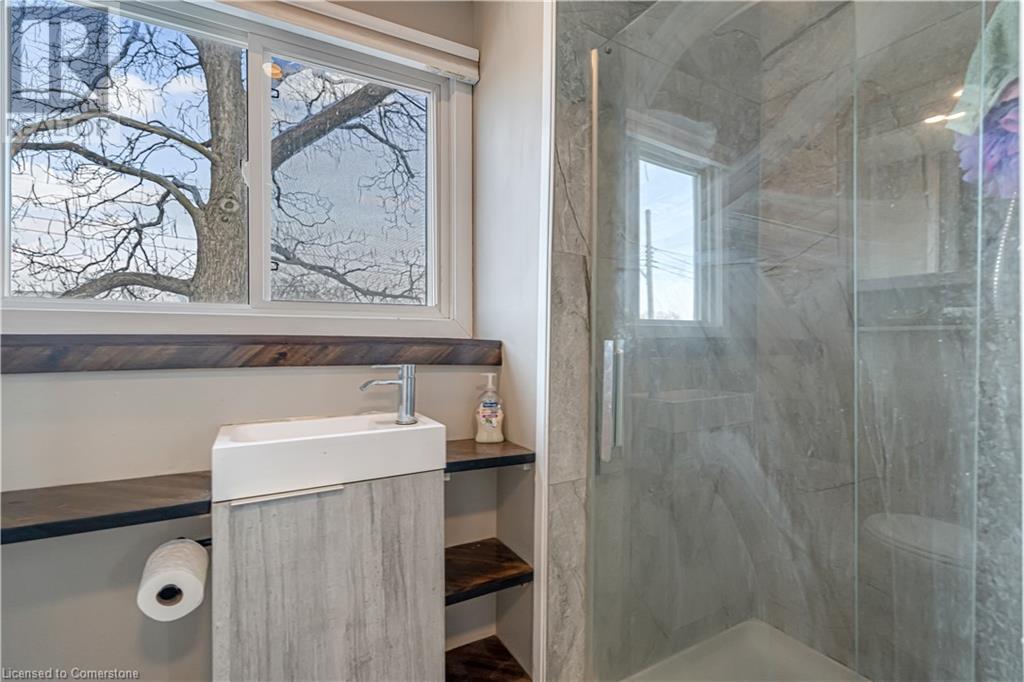 174 Mcanulty Boulevard, Hamilton, Ontario  L8H 3H7 - Photo 26 - 40742378