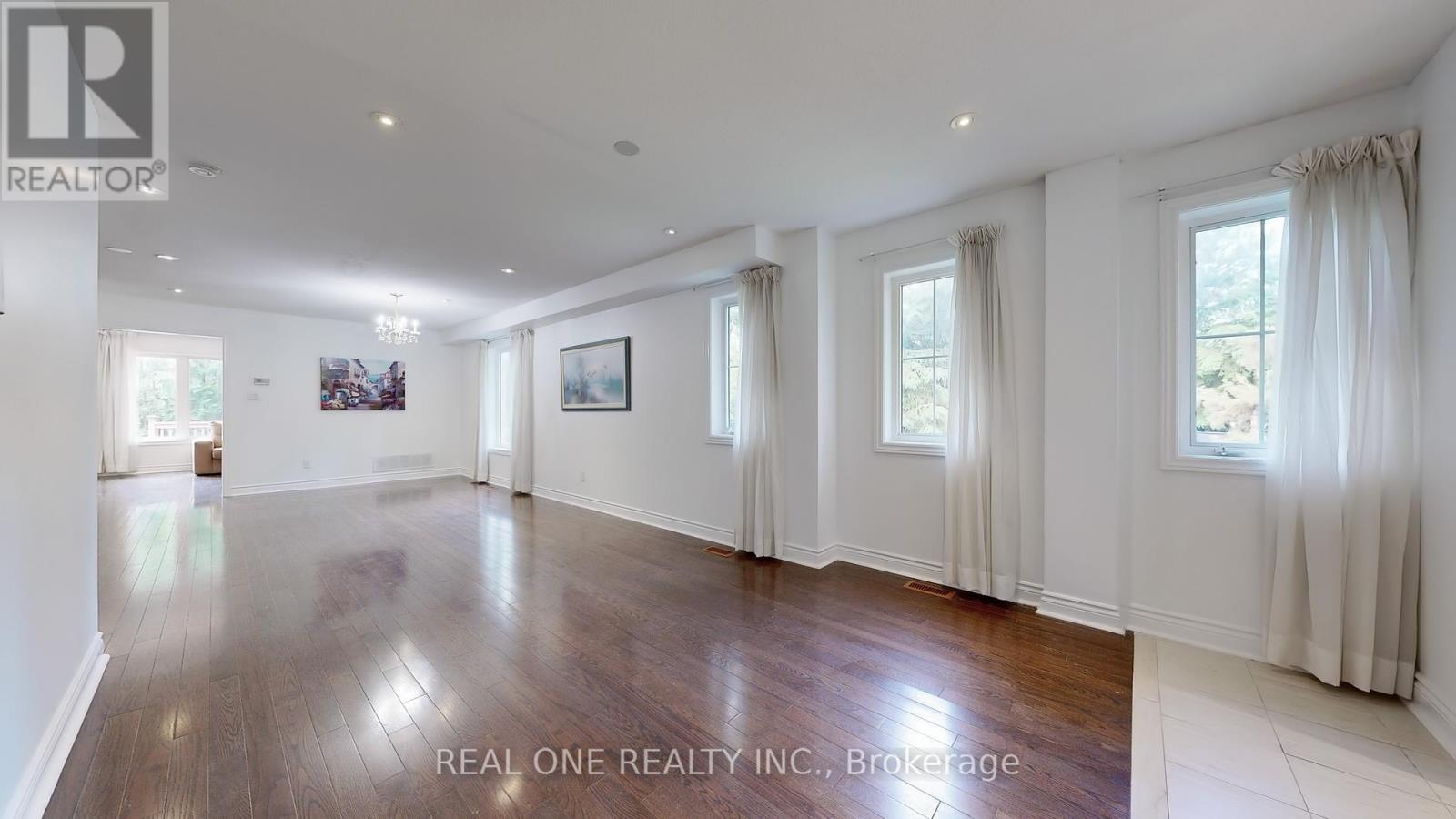 Property at 191 HELEN AVENUE image 4