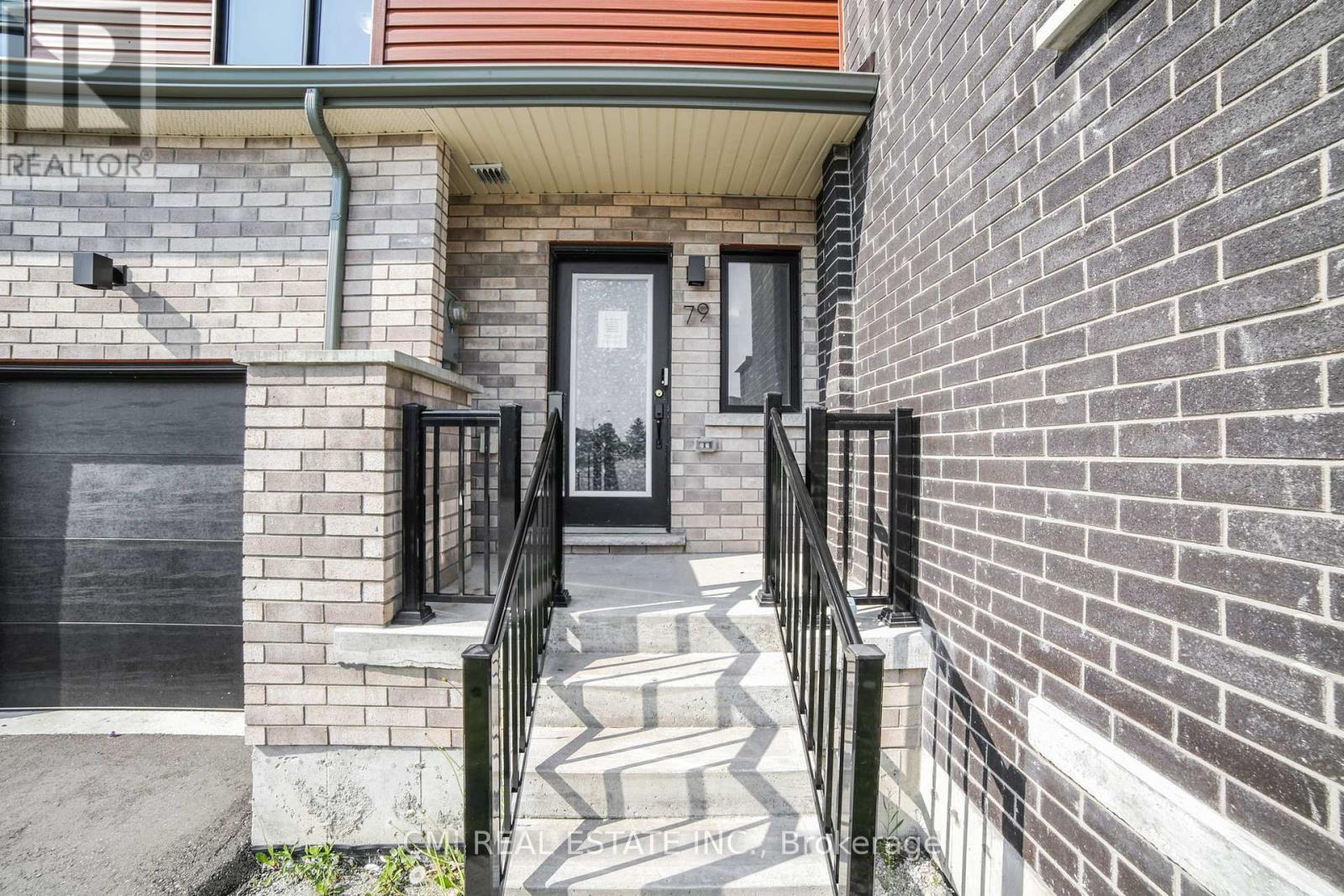 79 Gateland Drive, Barrie, Ontario  L9J 0N2 - Photo 5 - S12231371