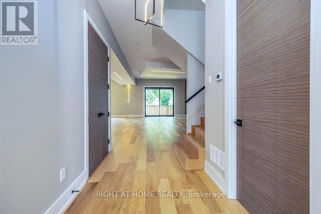 Property at 16 WALSH AVENUE image 4