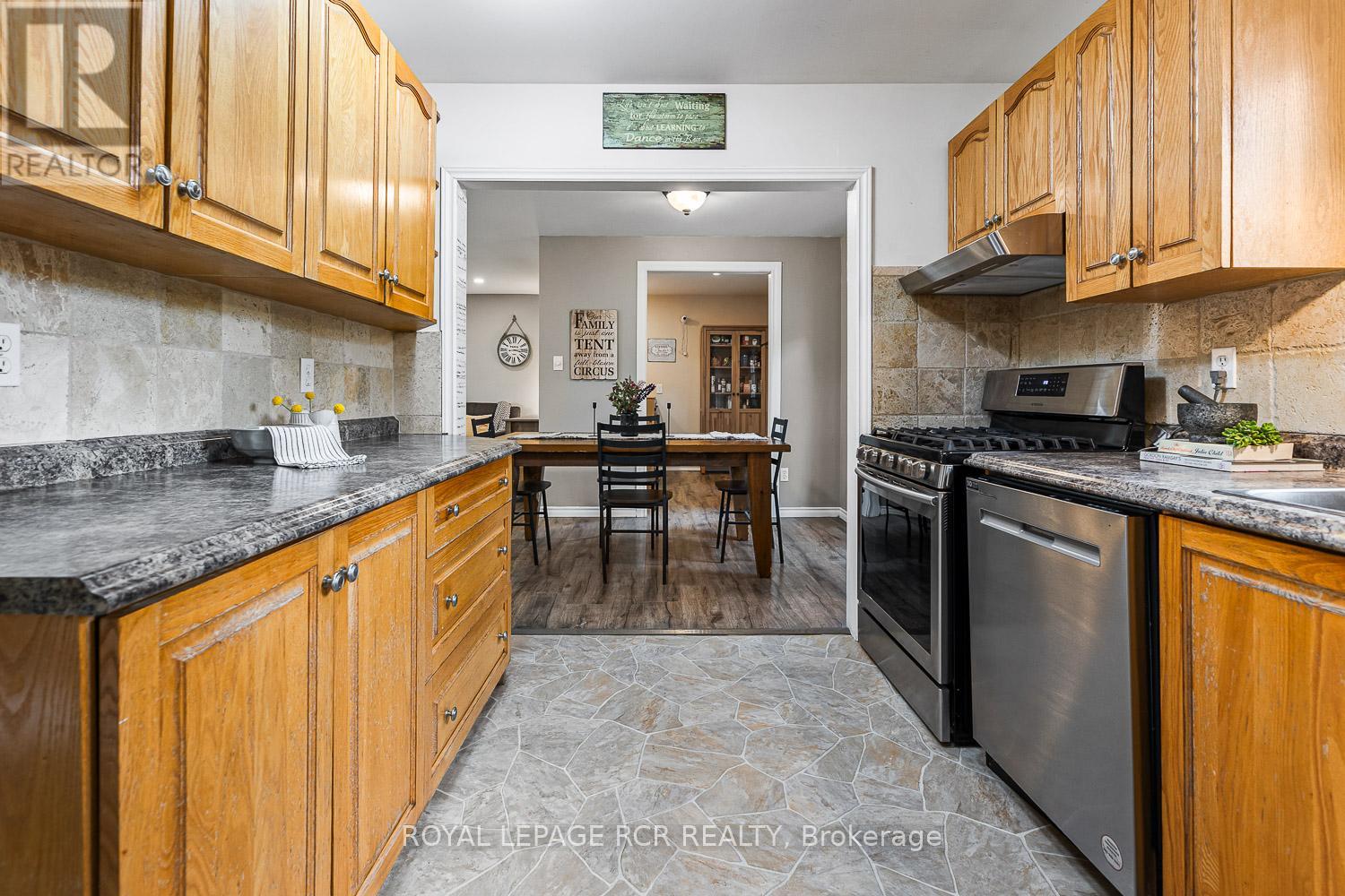 27 Rustic Crescent, Orangeville, Ontario  L9W 1T1 - Photo 11 - W12231353