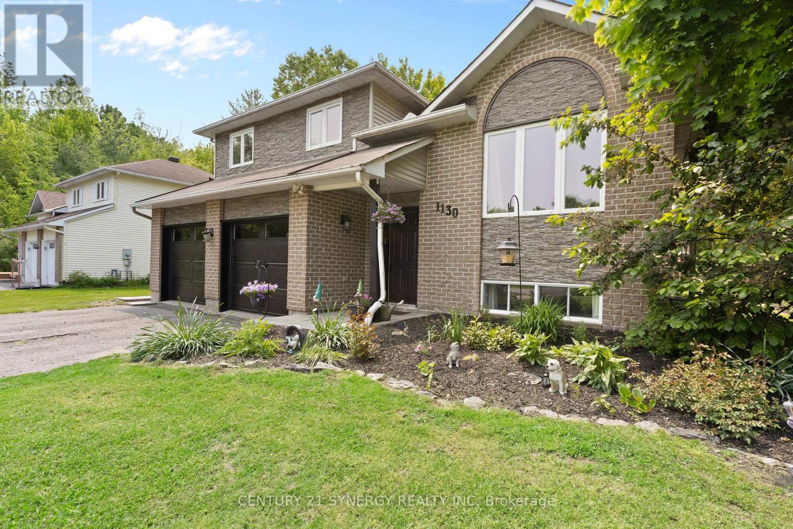 Property at 1130 SYCAMORE STREET image 3