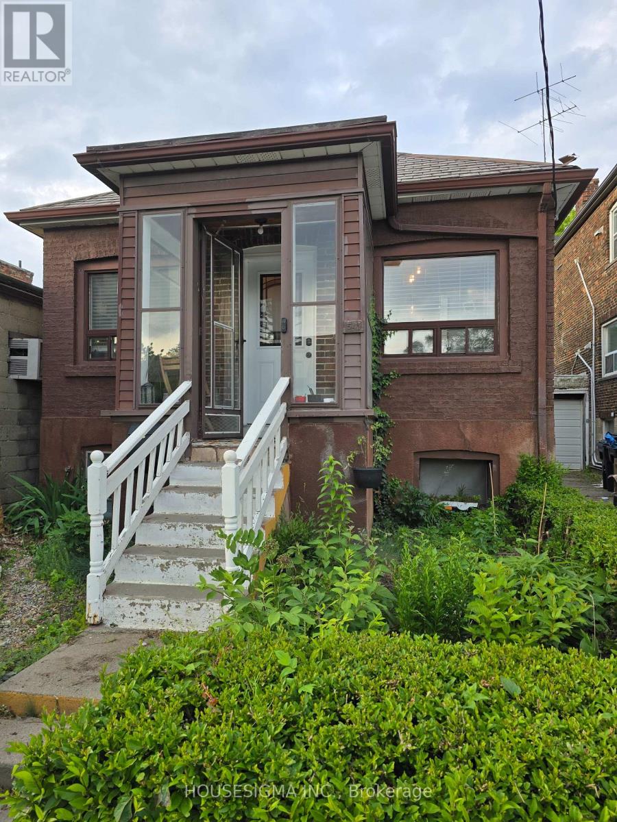 Property at 541 VAUGHAN ROAD image 2
