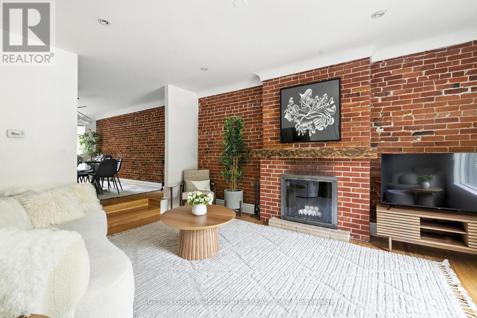 Property at 174 MADISON AVENUE image 3
