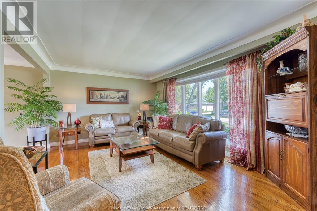 Property at 450 MAPLE AVENUE image 5