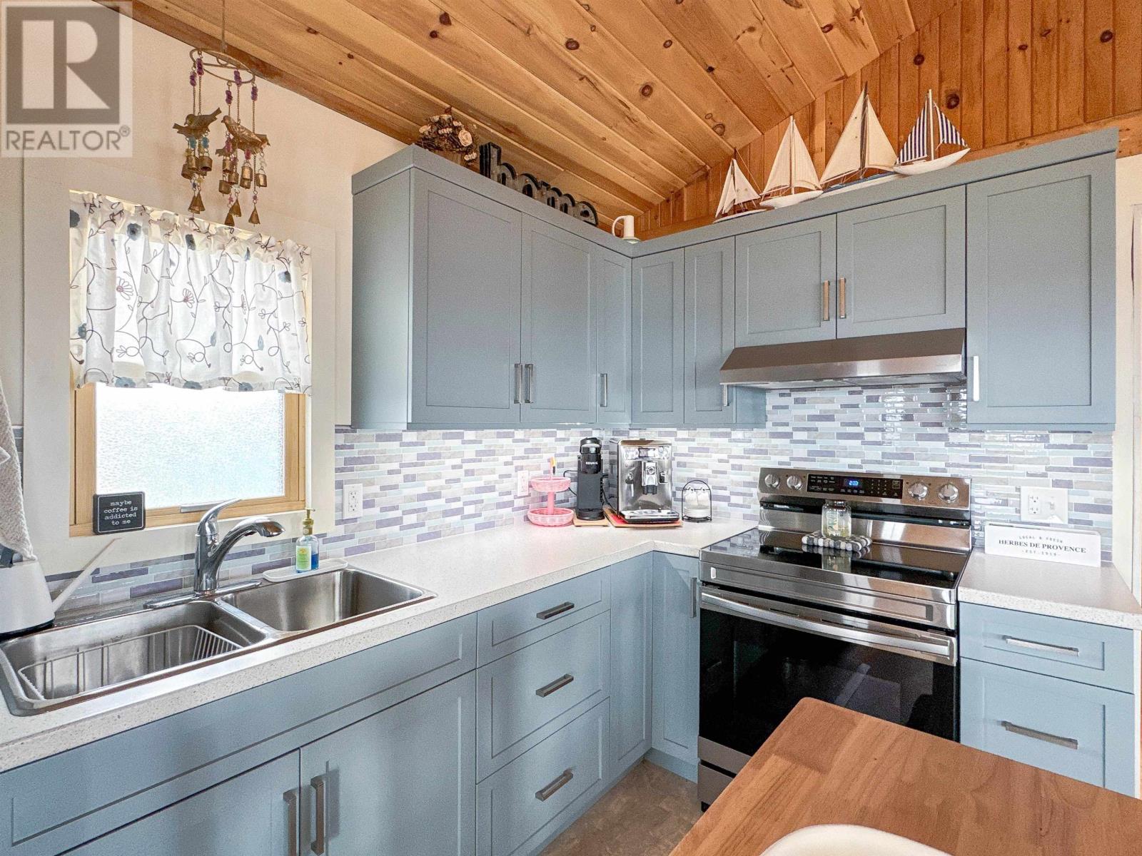 3 Oswald Road, Borden-Carleton, Prince Edward Island  C0B 1X0 - Photo 11 - 202510269