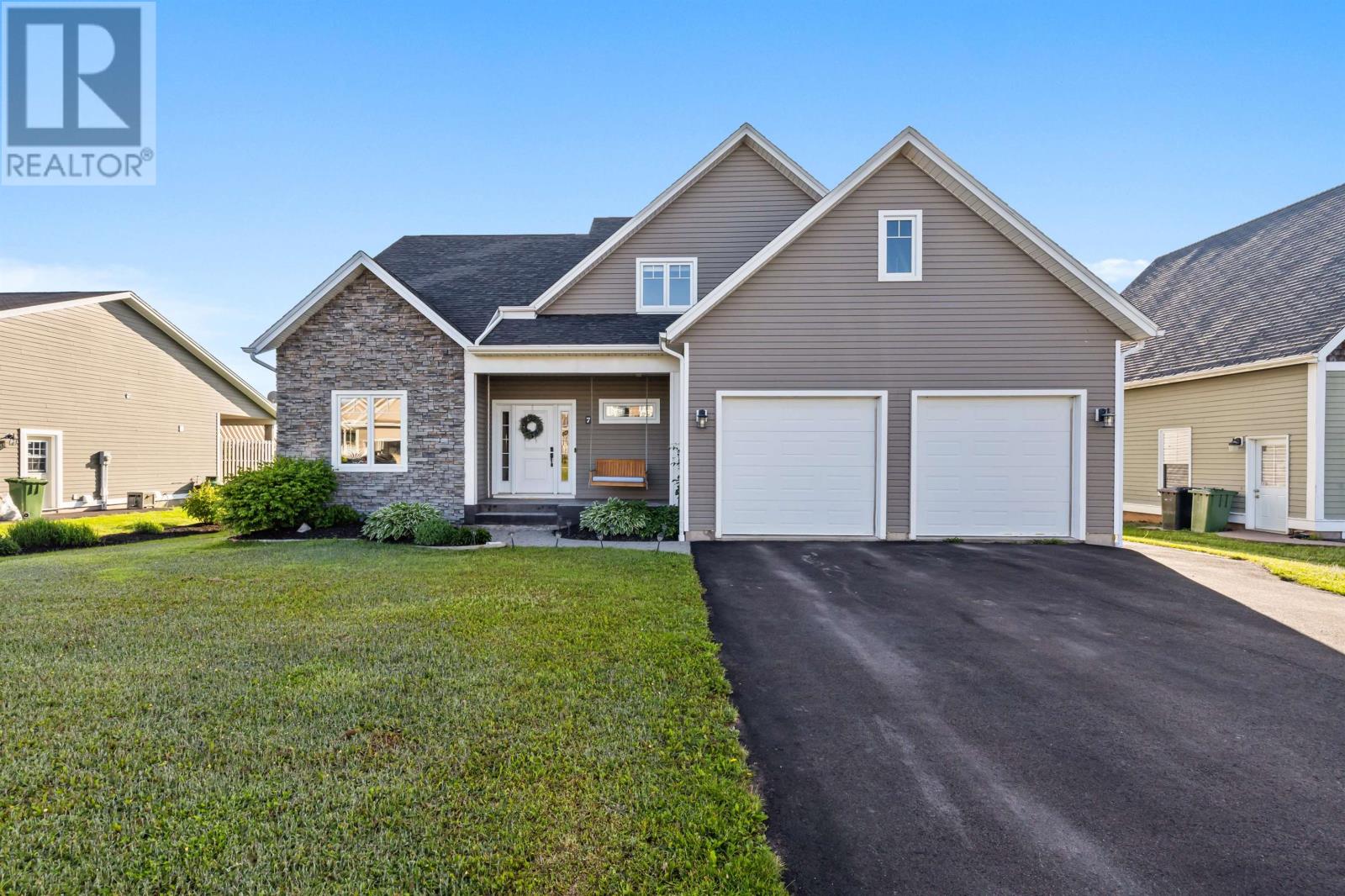 Property at 7 Nanak Avenue image 1