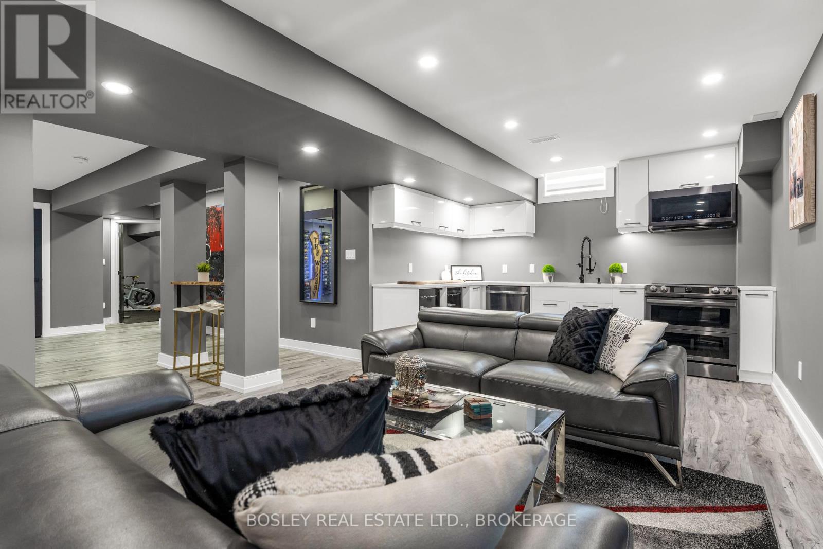 Property at 251 SHOREVIEW DRIVE image 4