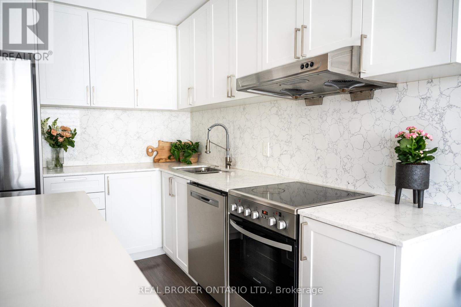 332e - 278 Buchanan Drive, Markham (Unionville), Ontario  L3R 6J1 - Photo 11 - N12231420