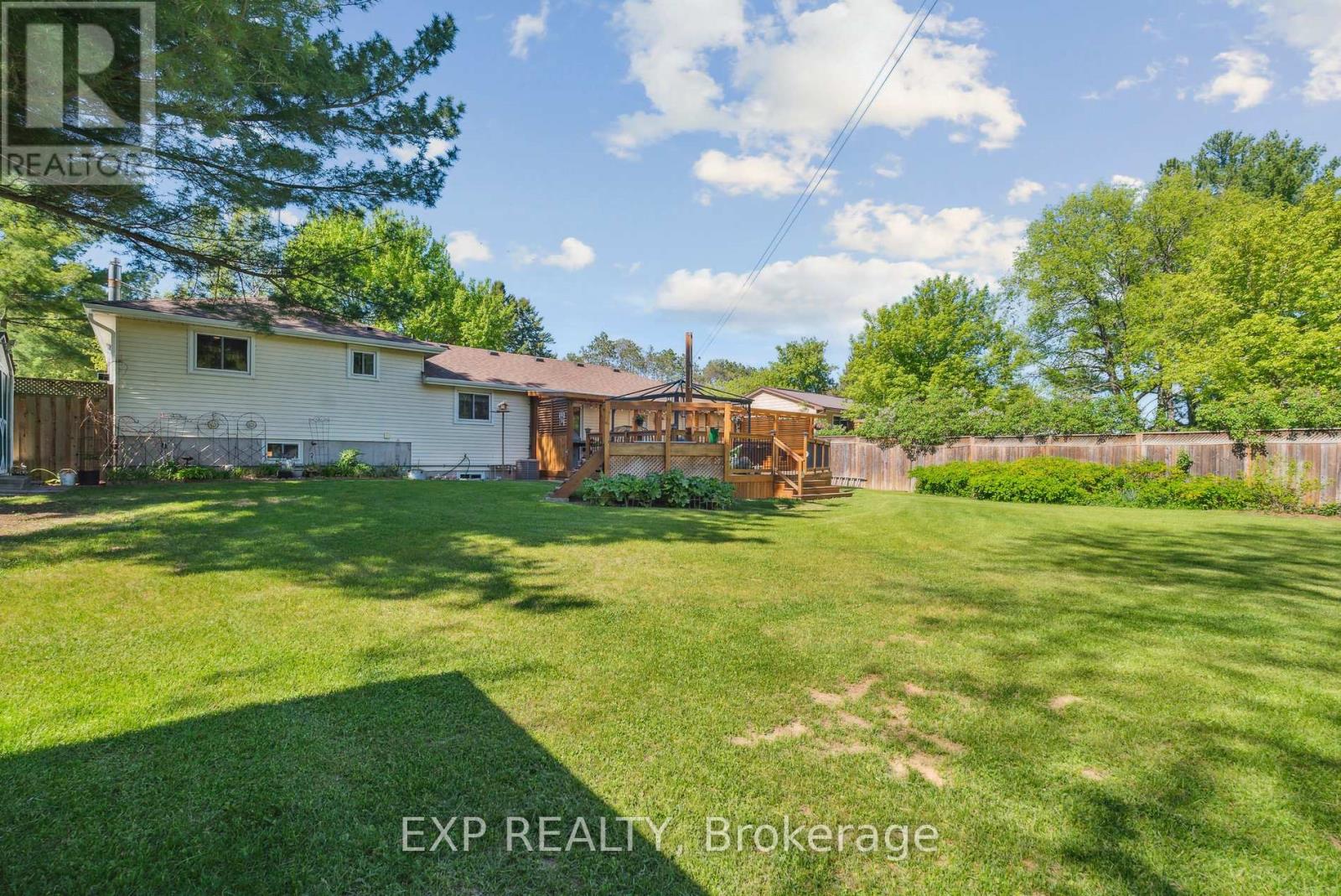 8245 Main Street, Adjala-Tosorontio, Ontario  L0M 1M0 - Photo 38 - N12227646