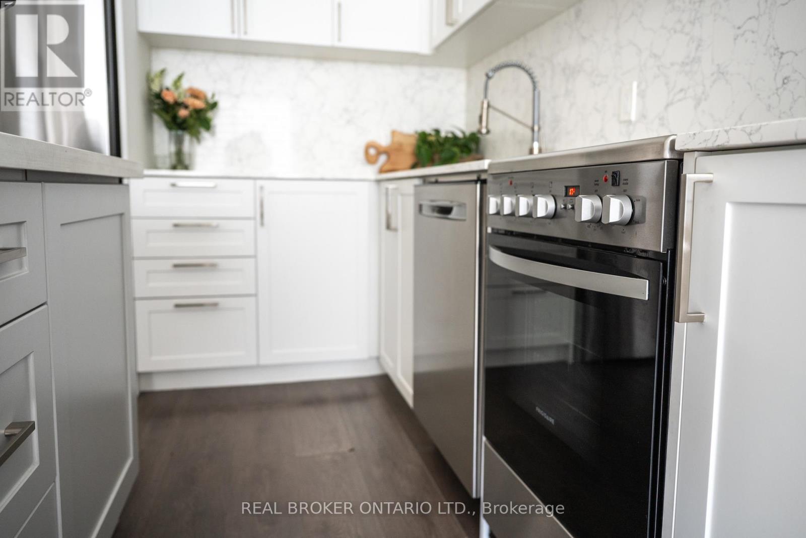 332e - 278 Buchanan Drive, Markham (Unionville), Ontario  L3R 6J1 - Photo 12 - N12231420