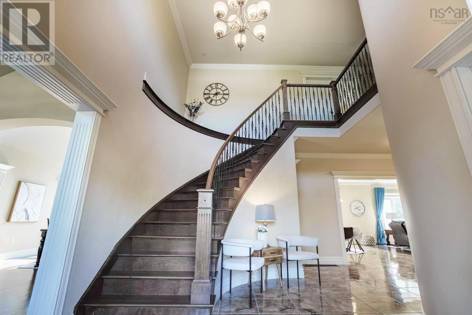 Property at 6 Worthington Place image 4