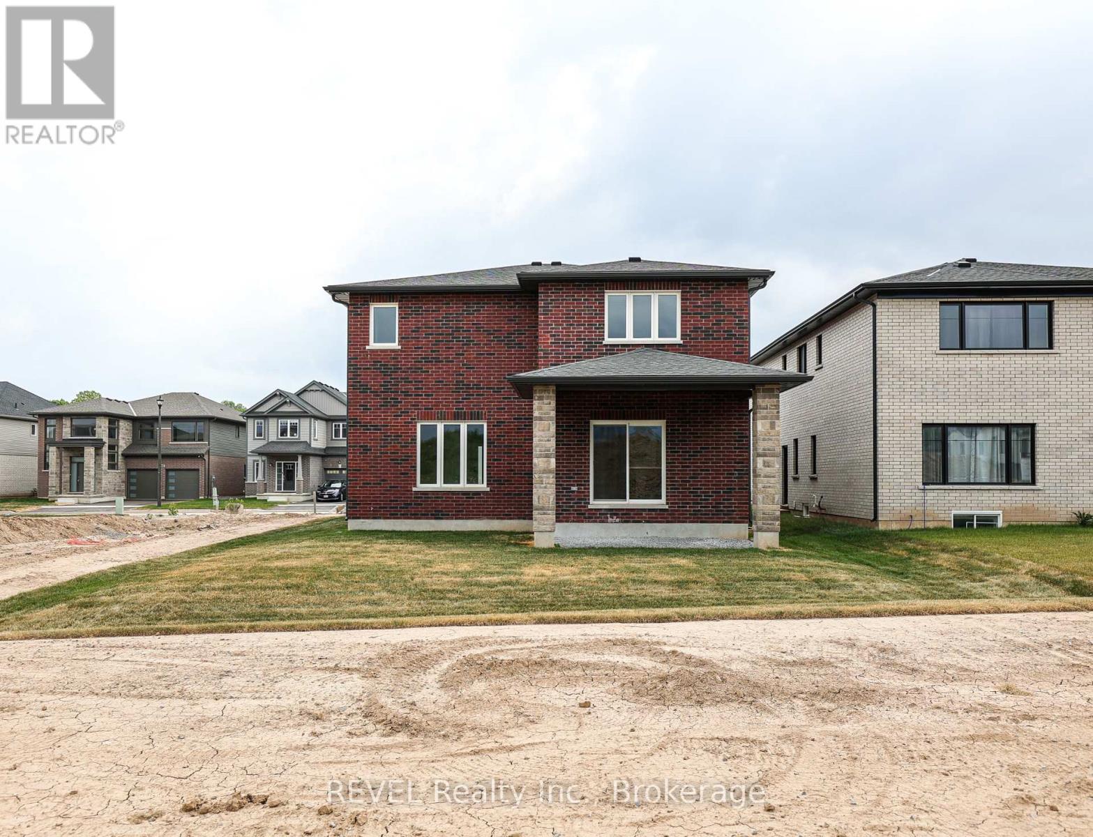 Property at 111 ACACIA ROAD image 3