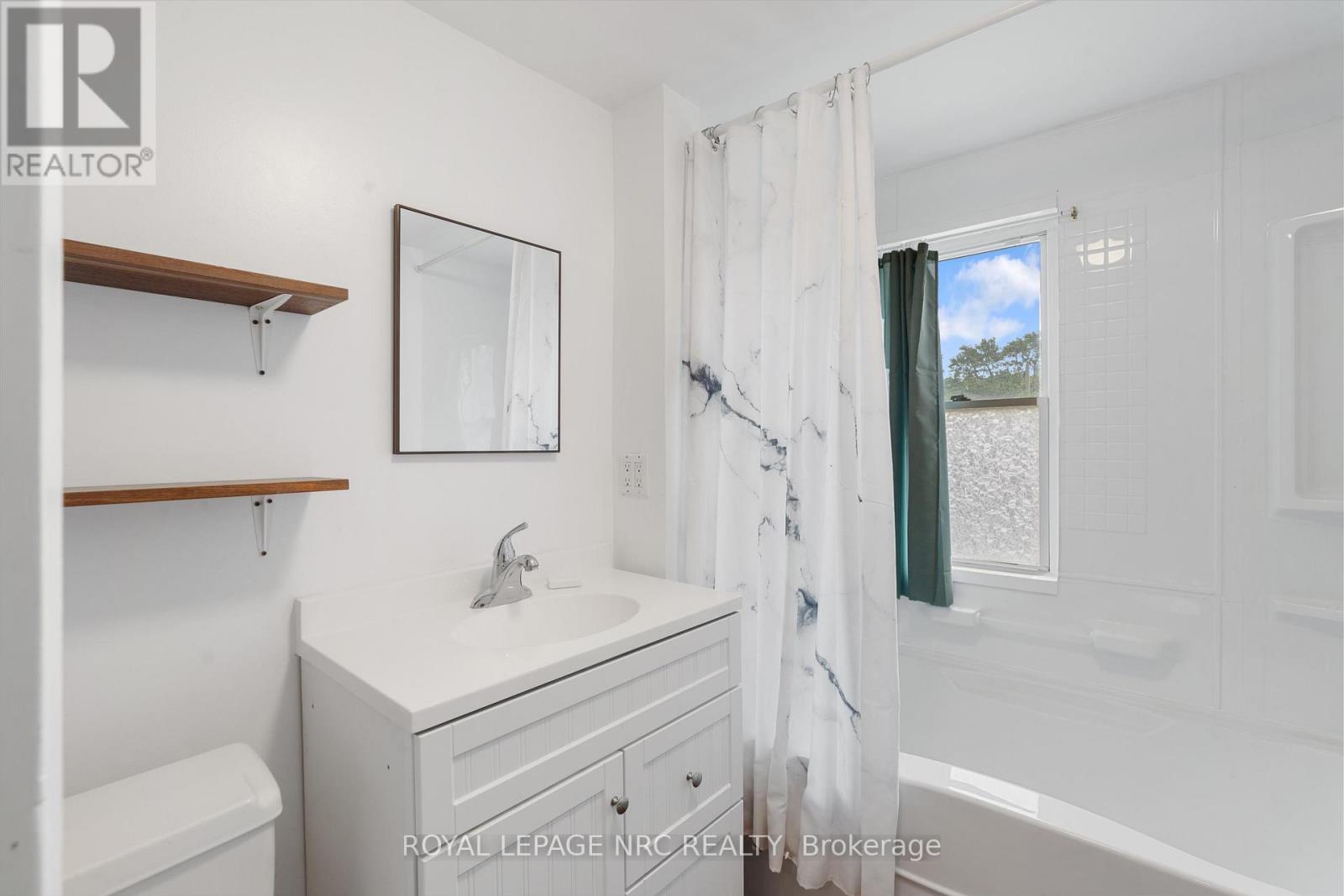 5129 Mcrae Street, Niagara Falls, Ontario  L2E 1P6 - Photo 20 - X12231022
