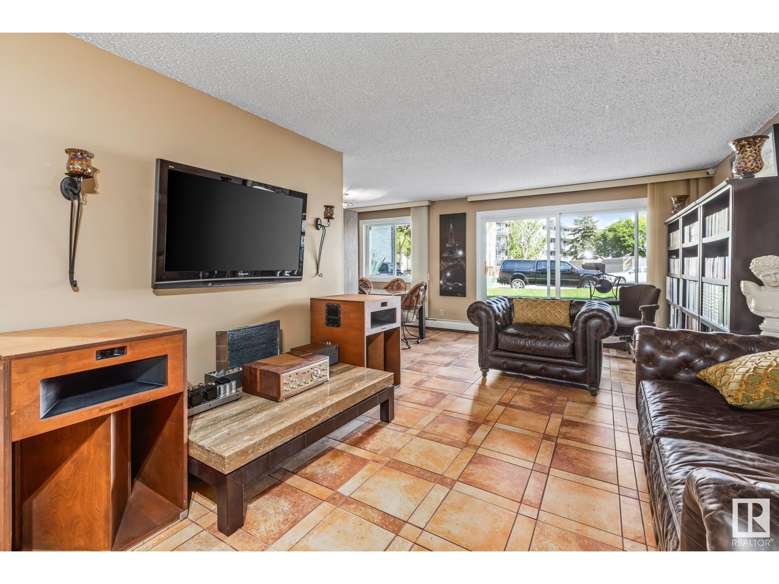Property at #101 14825 51 AV NW image 3