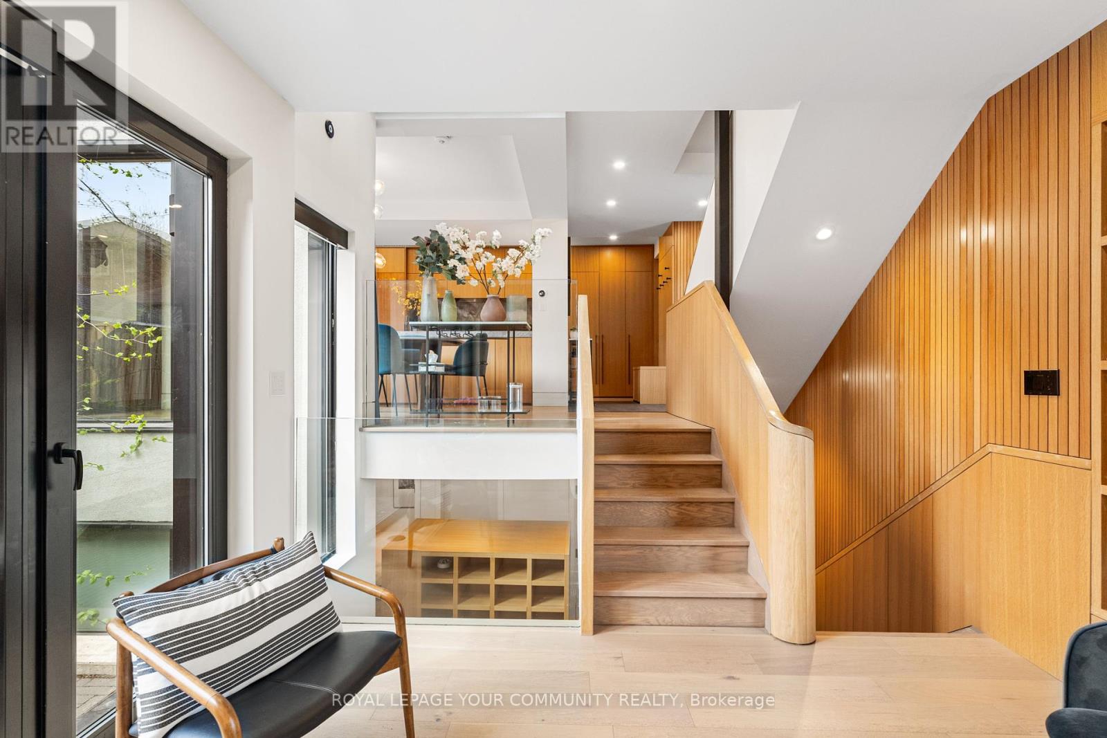 296 Elm Road, Toronto, Ontario  M5M 3V2 - Photo 16 - C12230895