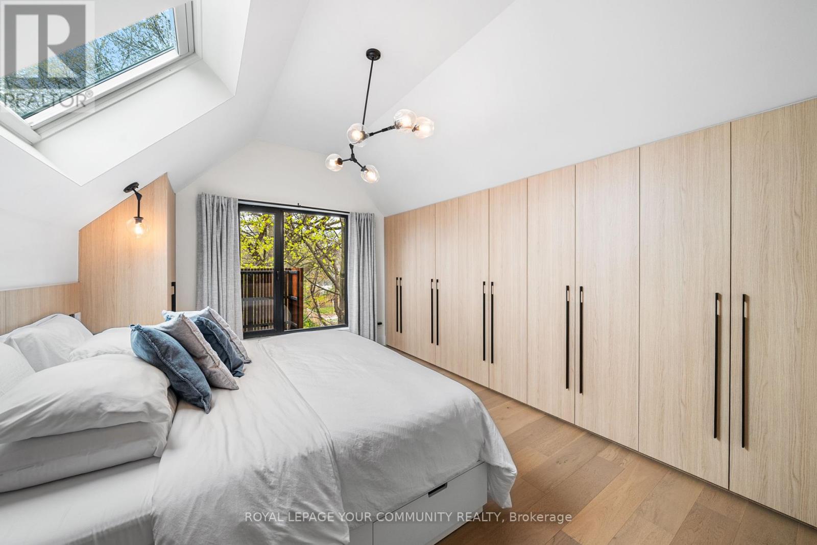 296 Elm Road, Toronto, Ontario  M5M 3V2 - Photo 31 - C12230895
