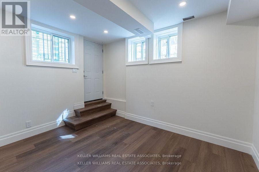 54 Stewart Street, Toronto, Ontario  M5V 1H6 - Photo 21 - C12230982