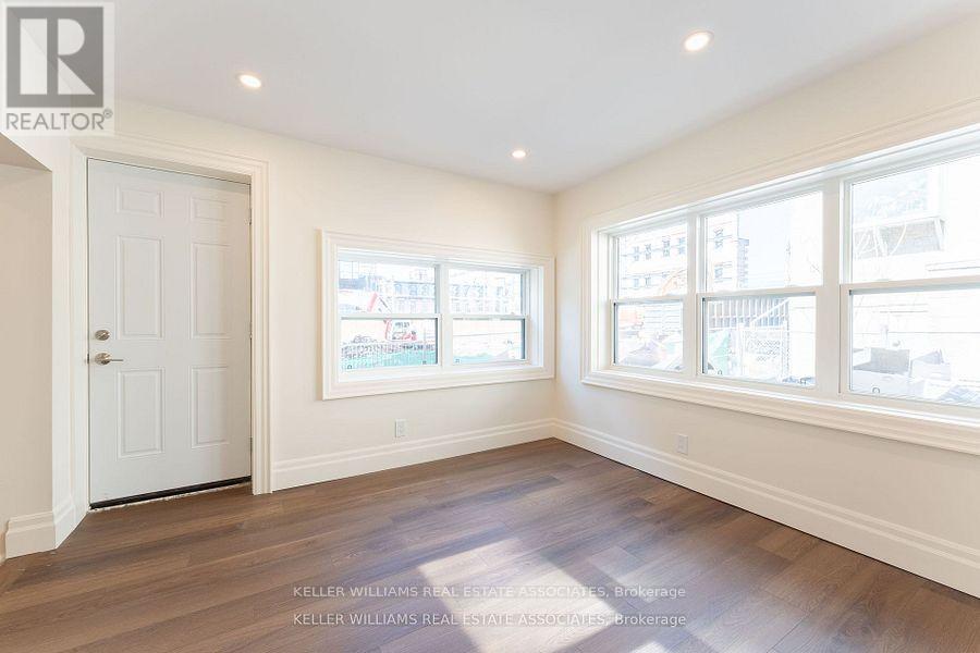 54 Stewart Street, Toronto, Ontario  M5V 1H6 - Photo 6 - C12230982