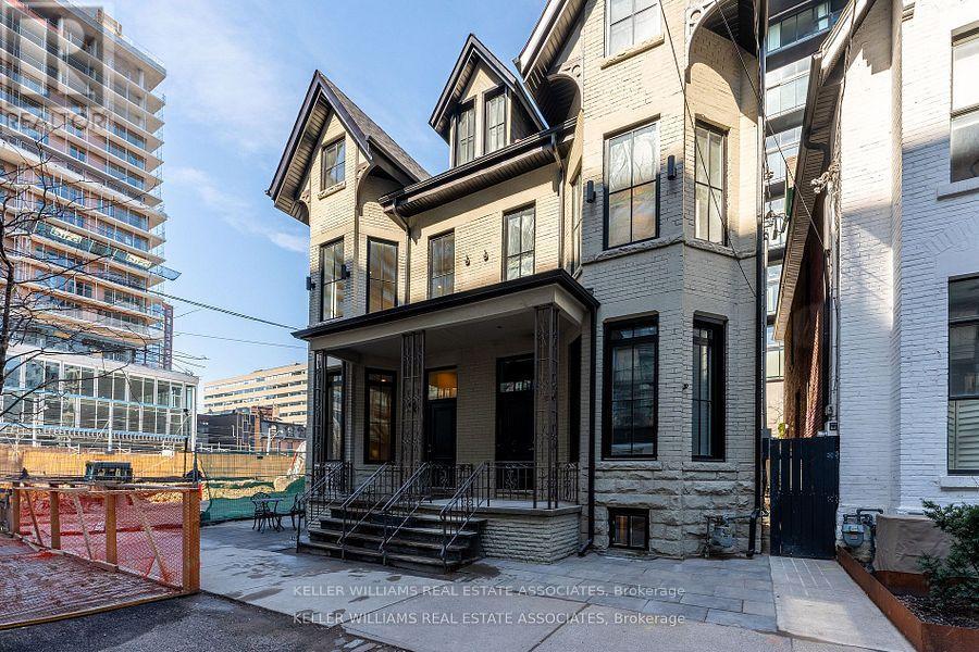 54 Stewart Street, Toronto, Ontario  M5V 1H6 - Photo 39 - C12230982