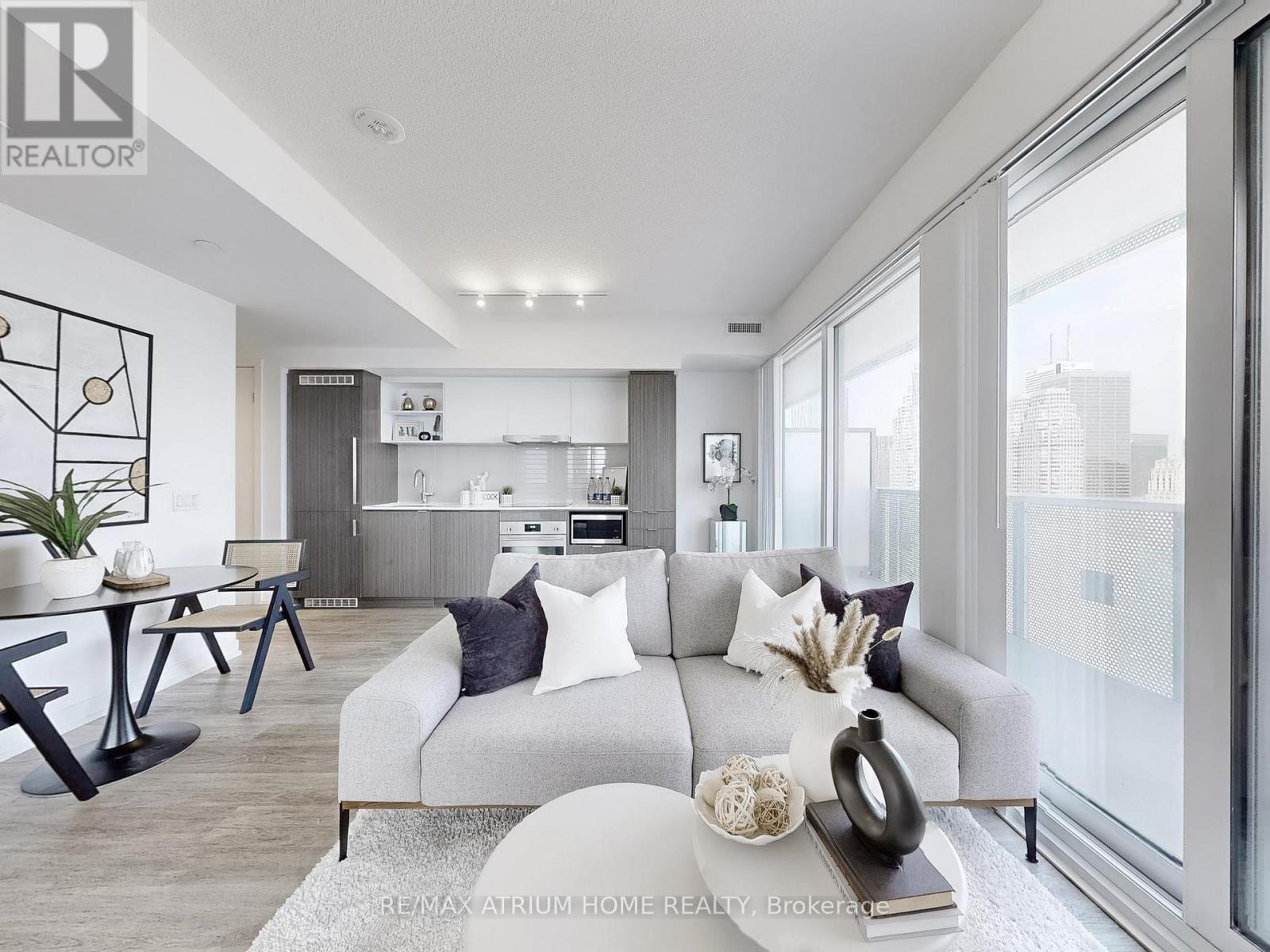 4605 - 55 Cooper Street, Toronto (Waterfront Communities), Ontario  M5E 0G1 - Photo 7 - C12231025