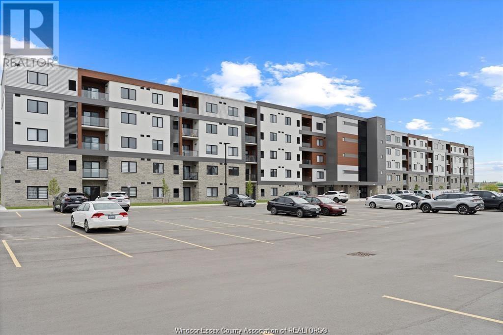 Property at 2550 SANDWICH WEST PARKWAY Unit# 508 image 3