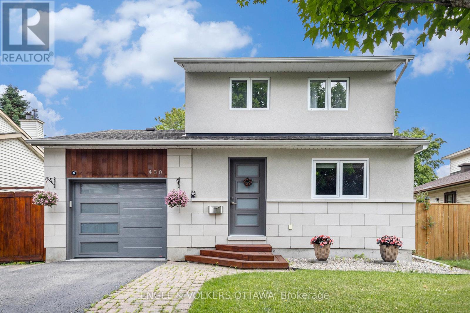 Property at 430 DUVERNAY DRIVE image 3
