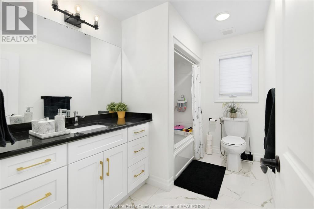 43 Bloomington, Chatham, Ontario  N7L 0H3 - Photo 23 - 25015525