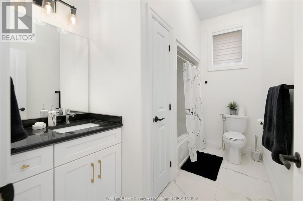 43 Bloomington, Chatham, Ontario  N7L 0H3 - Photo 37 - 25015525