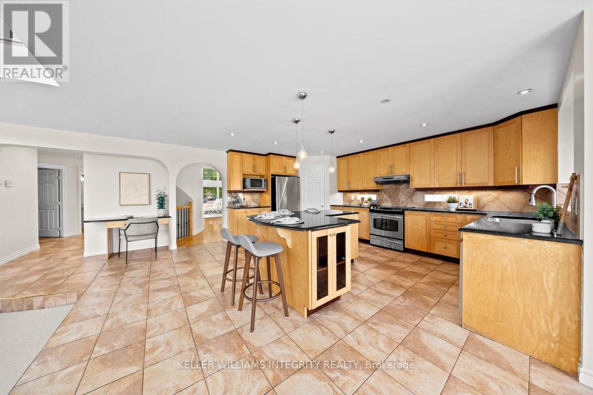 16 Blackshire Circle, Ottawa, Ontario  K2J 5L8 - Photo 21 - X12231011