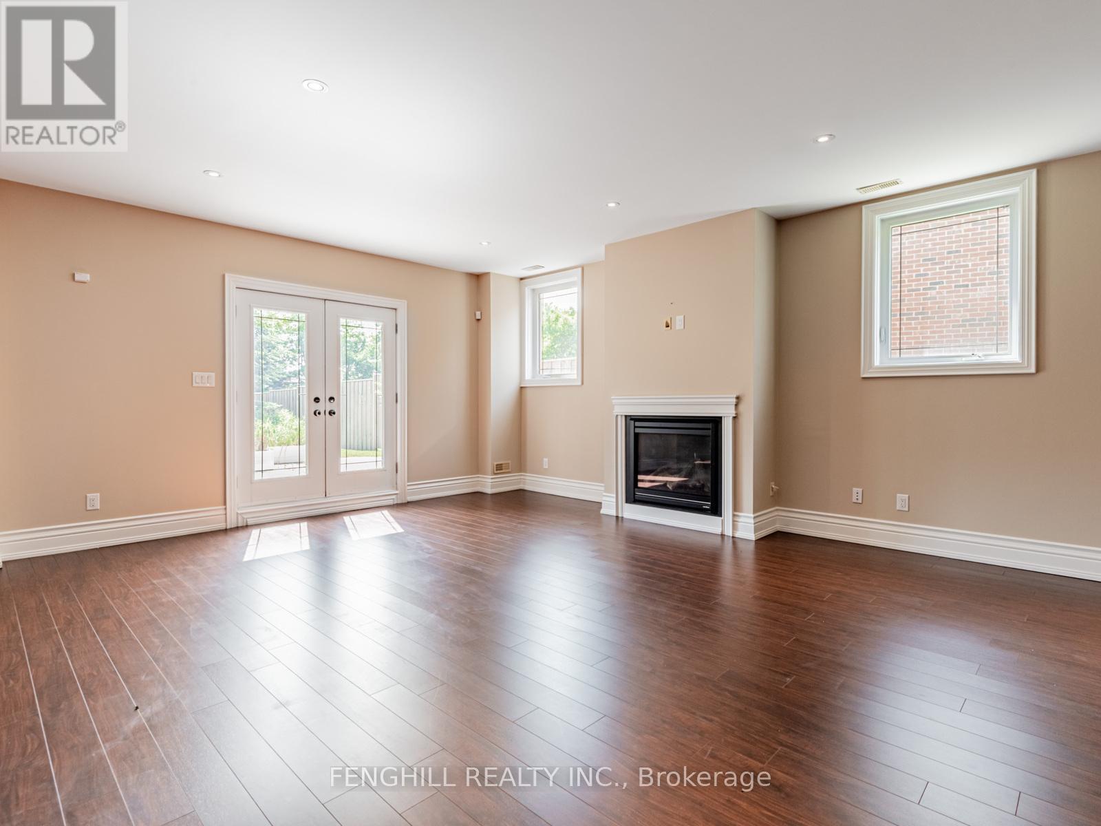 11 Macleod Estate Court, Richmond Hill, Ontario  L4E 0B1 - Photo 36 - N12230952