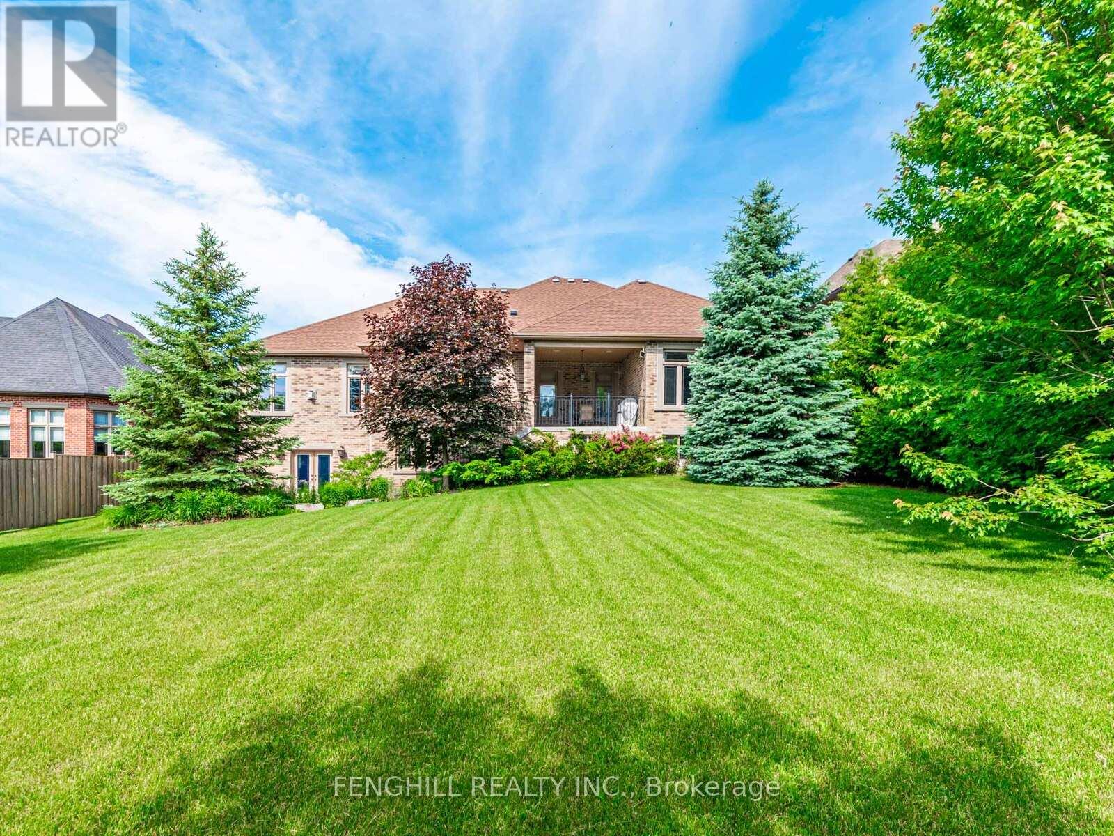 11 Macleod Estate Court, Richmond Hill, Ontario  L4E 0B1 - Photo 42 - N12230952