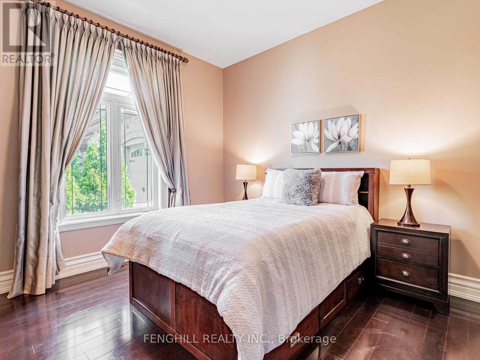 11 Macleod Estate Court, Richmond Hill, Ontario  L4E 0B1 - Photo 25 - N12230952