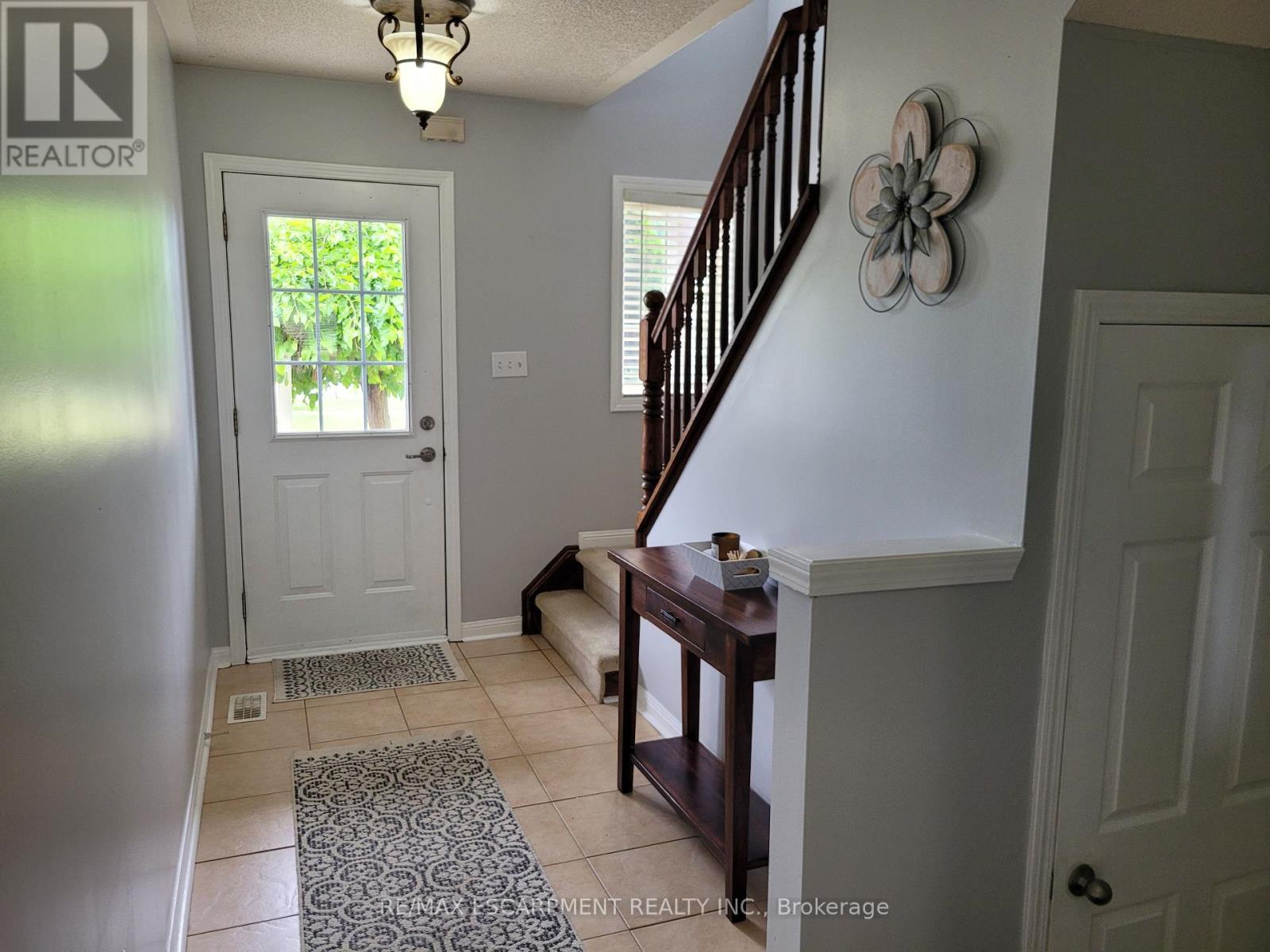 Property at 4324 FAIRVIEW STREET image 3