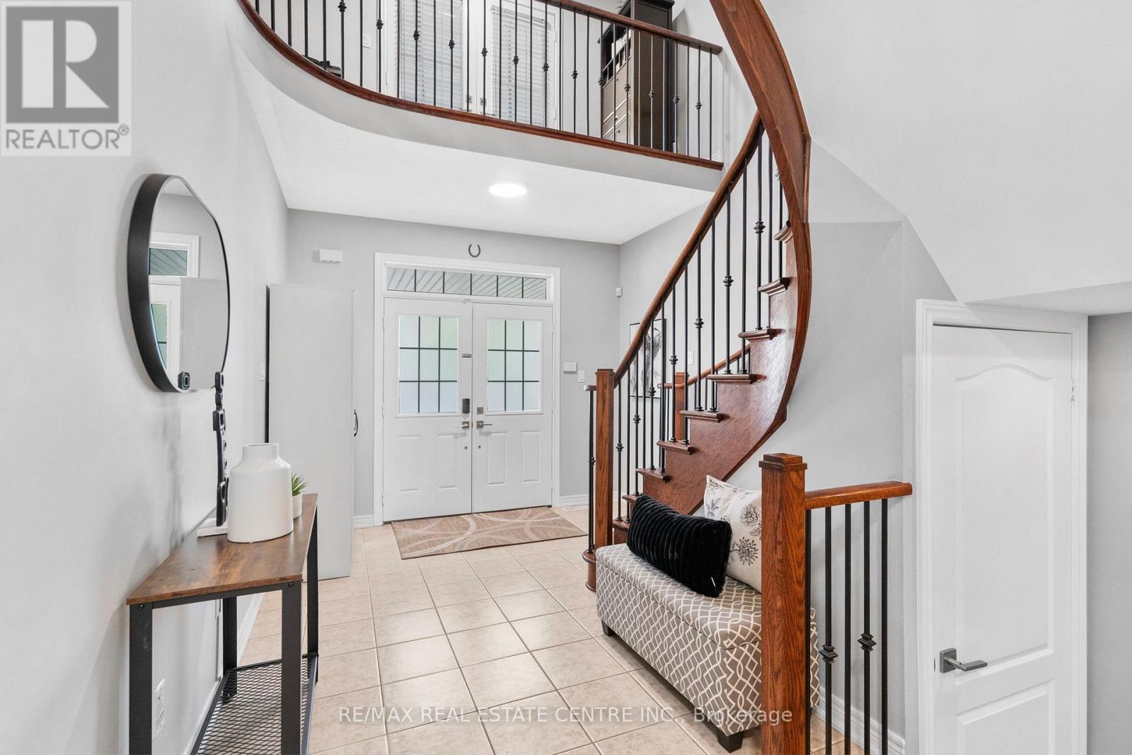 Property at 1464 ROLPH TERRACE image 3