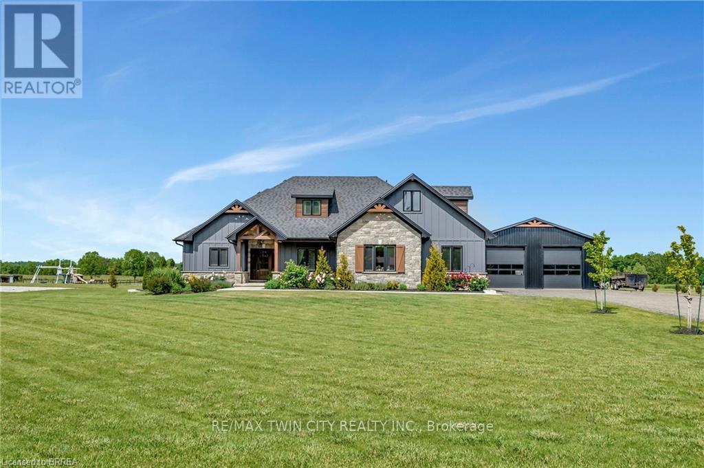 61 HAMMOND ROAD, Brantford, Ontario