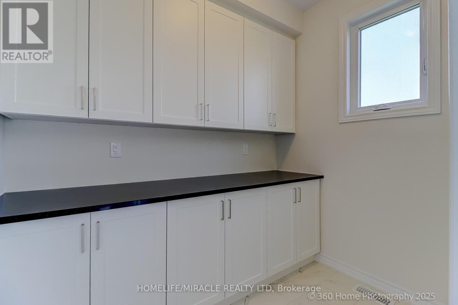 188 Rea Drive, Centre Wellington, Ontario  N1M 0K2 - Photo 13 - X12230991