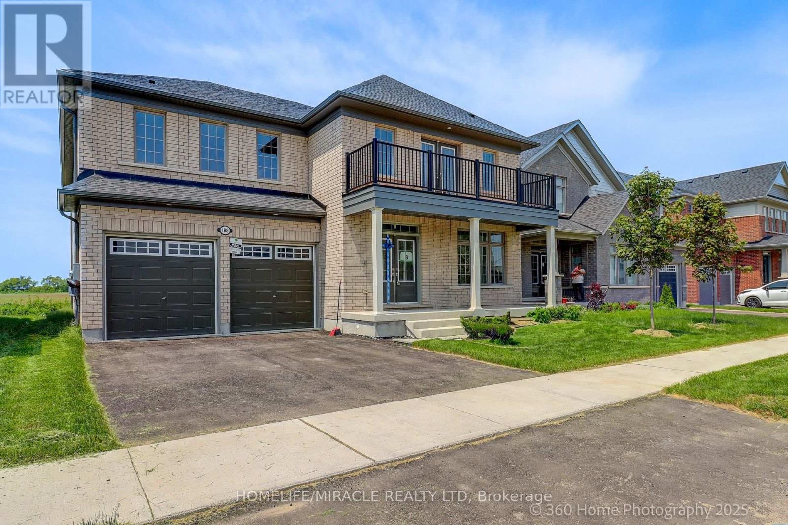 188 Rea Drive, Centre Wellington, Ontario  N1M 0K2 - Photo 3 - X12230991