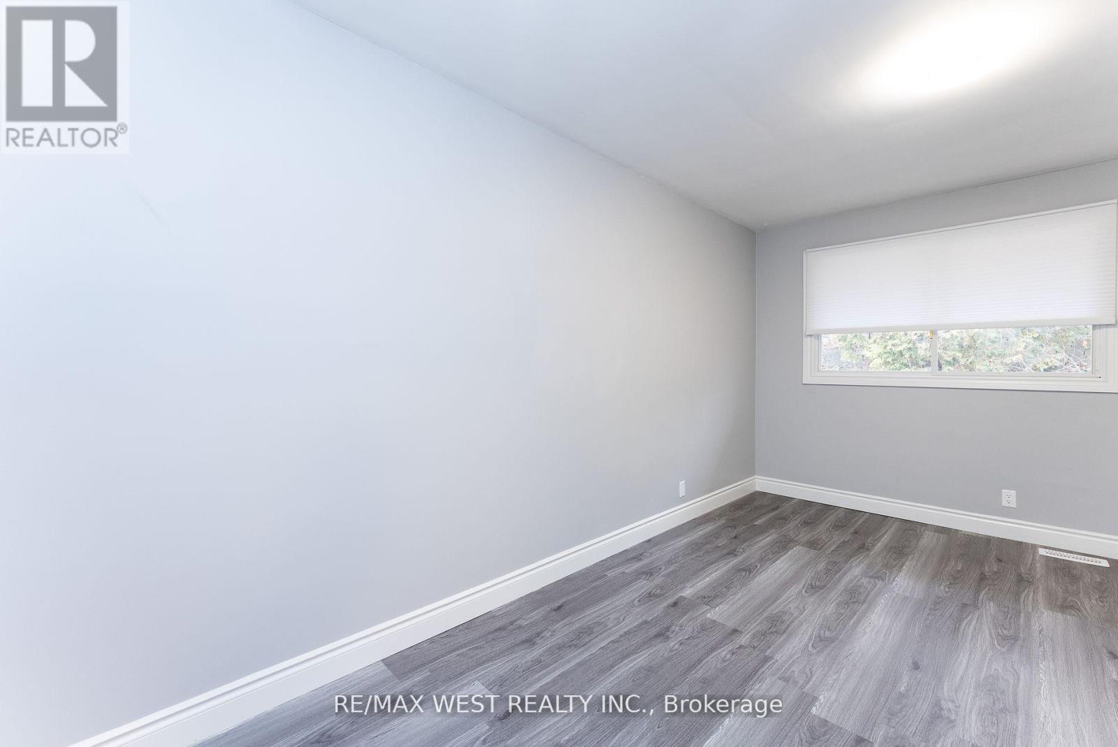 Upper - 368 Fountain Street, Cambridge, Ontario  N3H 1J3 - Photo 17 - X12231063