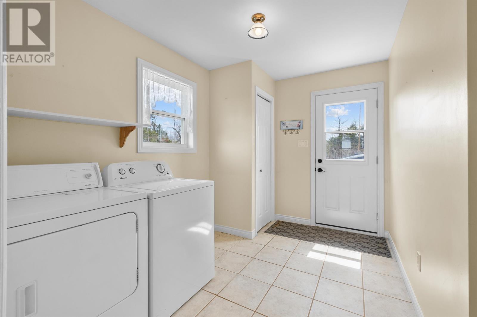 47 Ferry Wharf Road, Georgetown, Prince Edward Island  C0A 1L0 - Photo 12 - 202511122