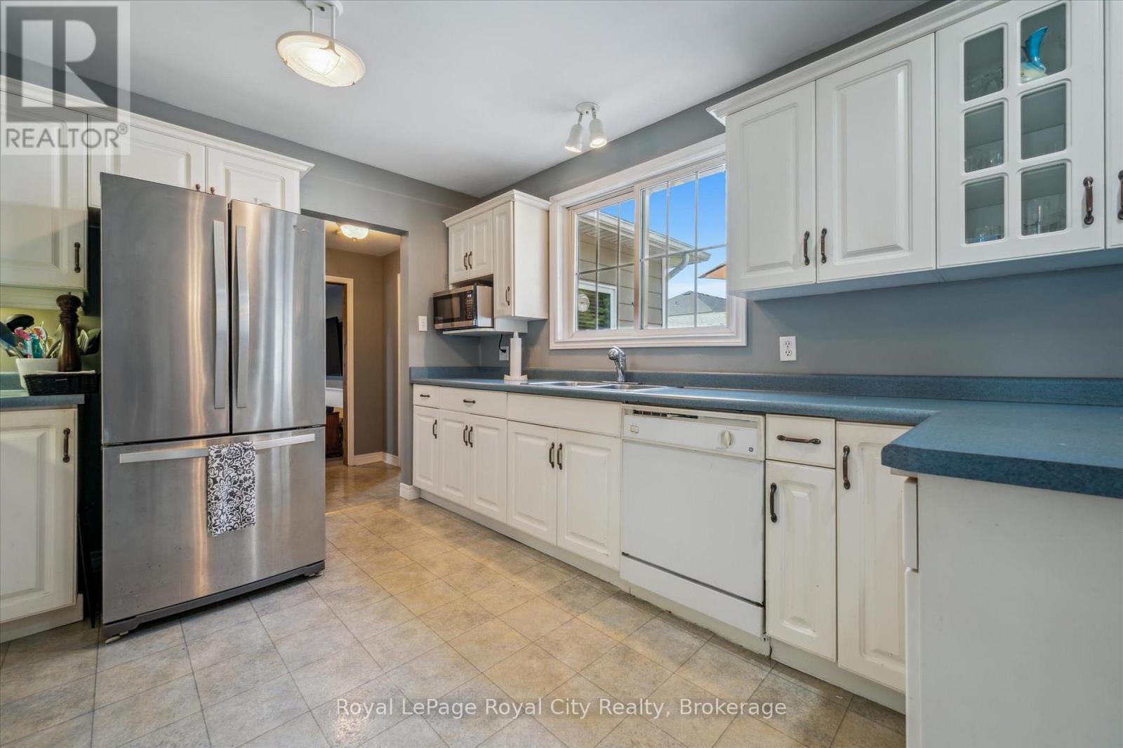 935 St. David Street N, Centre Wellington, Ontario  N1M 2W3 - Photo 26 - X12218775